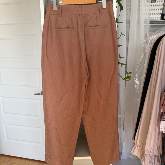 Aritzia Linen Pants (size 4) - Picture 4 of 7